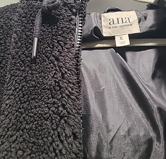 A.N.A. Black Faux Fur Coat - Picture 6 of 8